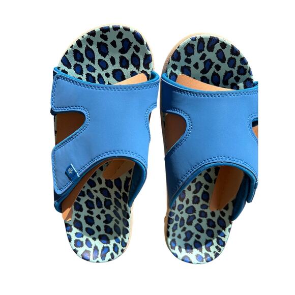 Spenco Women's Kholo Slide Sandal Blue Leopard Size 6 Casual - Picture 4 of 7
